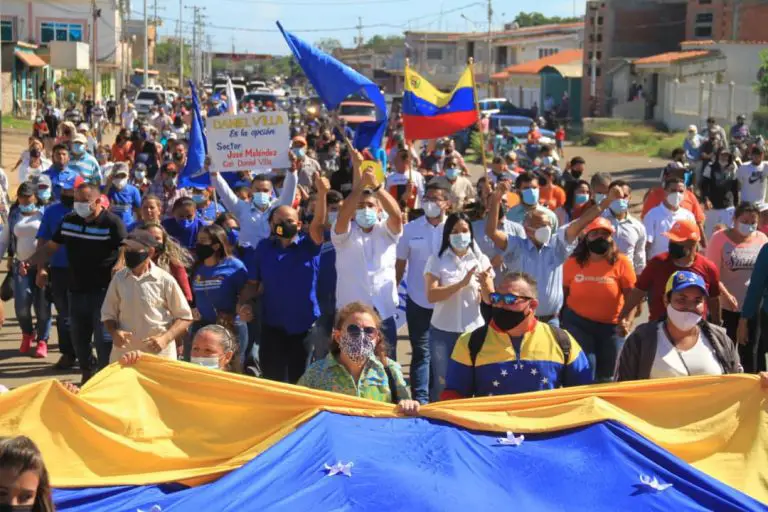 Daniel Villa se postuló en unidad a la alcaldía de Dabajuro