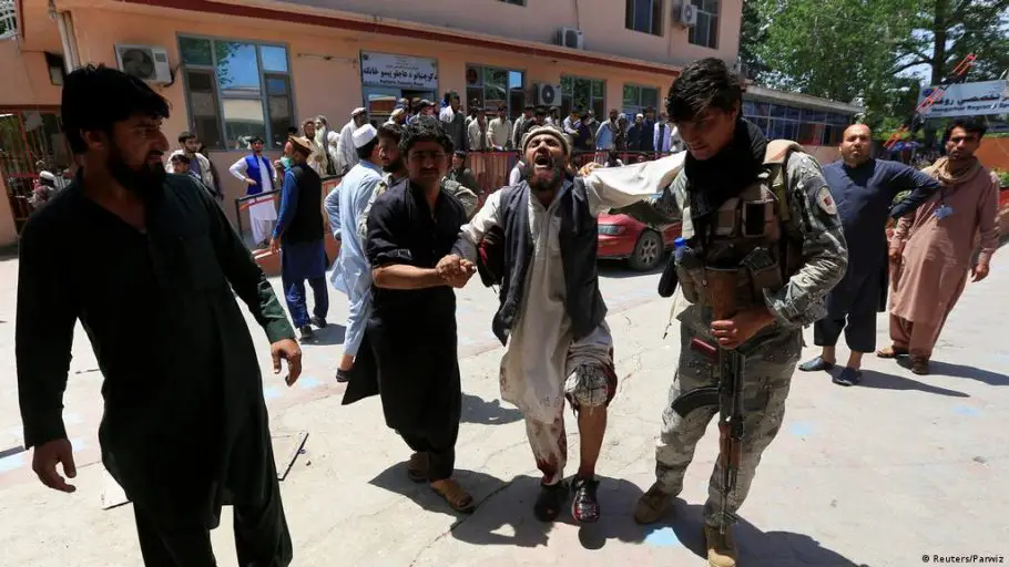 Explosión en una mezquita en Afganistán dejó 20 muertos