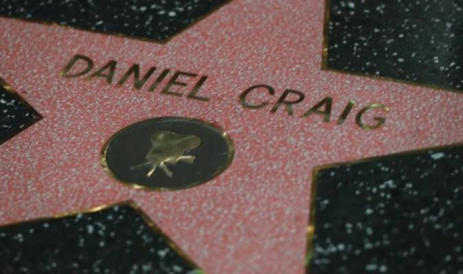 Daniel Craig se despide de James Bond con una estrella en el Paseo de la Fama