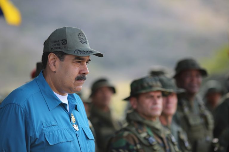 Maduro denuncia infiltración de grupos terroristas de Colombia