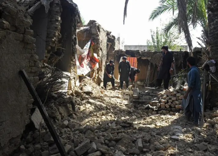 Terremoto de 5,9 grados en Pakistán dejó 20 muertos y 300 heridos