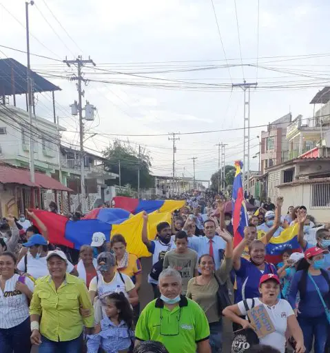 Cristianos proclamaron a Jesús en Mauroa