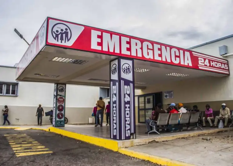 Niño cayó de camión en marcha en Punto Fijo