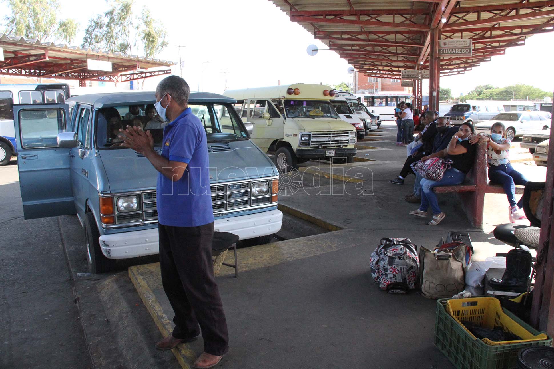  Baja afluencia de pasajeros en el Polica Salas