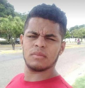 Javier Antonio Medina Yores