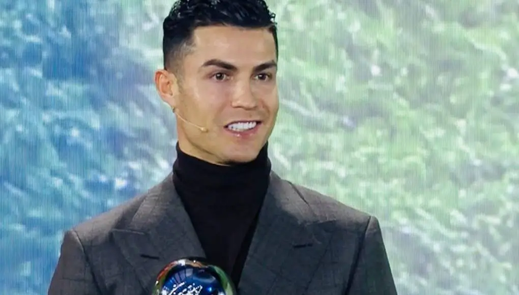  Cristiano Ronaldo recibió reconocimiento especial en premios The Best