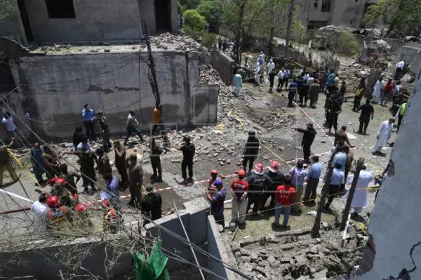 Tres muertos y 23 heridos tras explosión de una bomba en Pakistán