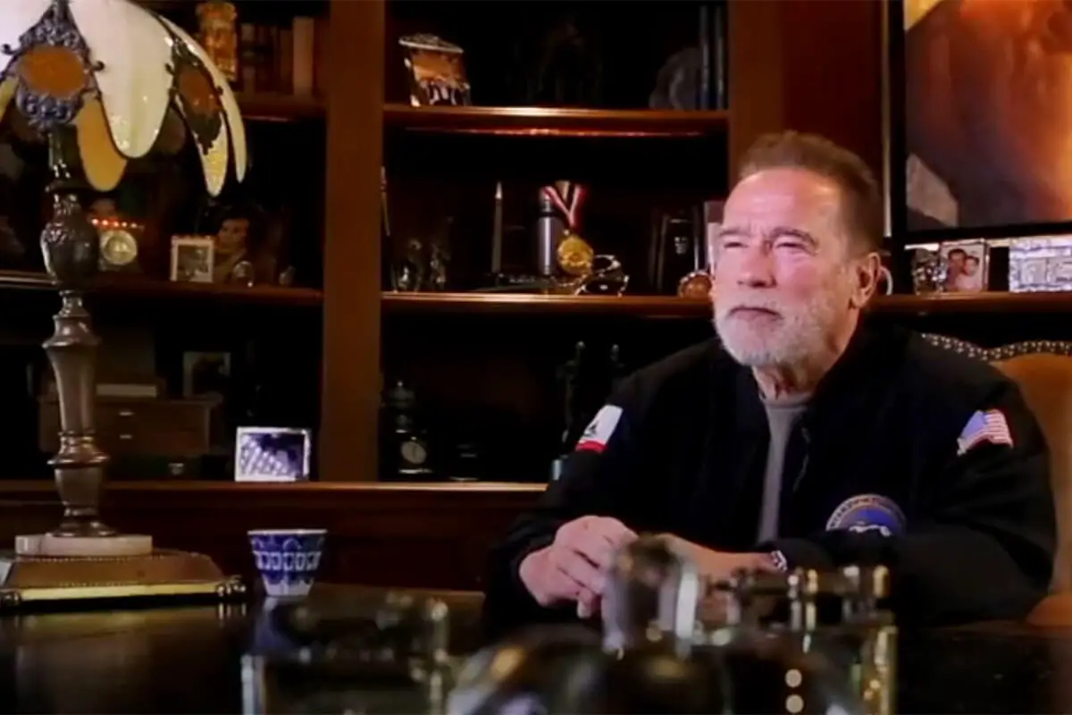 Arnold Schwarzenegger a Putin: «Usted empezó esta guerra y debe detenerla»