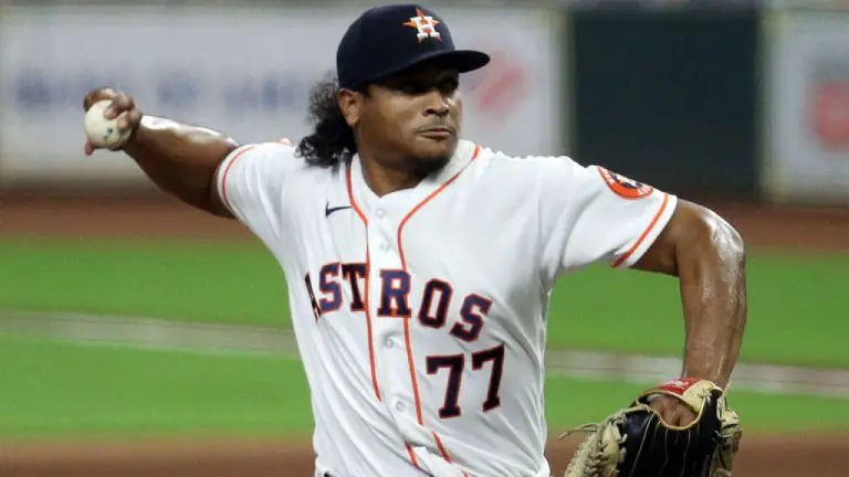 Venezolano Luis García suma séptima victoria con Astros