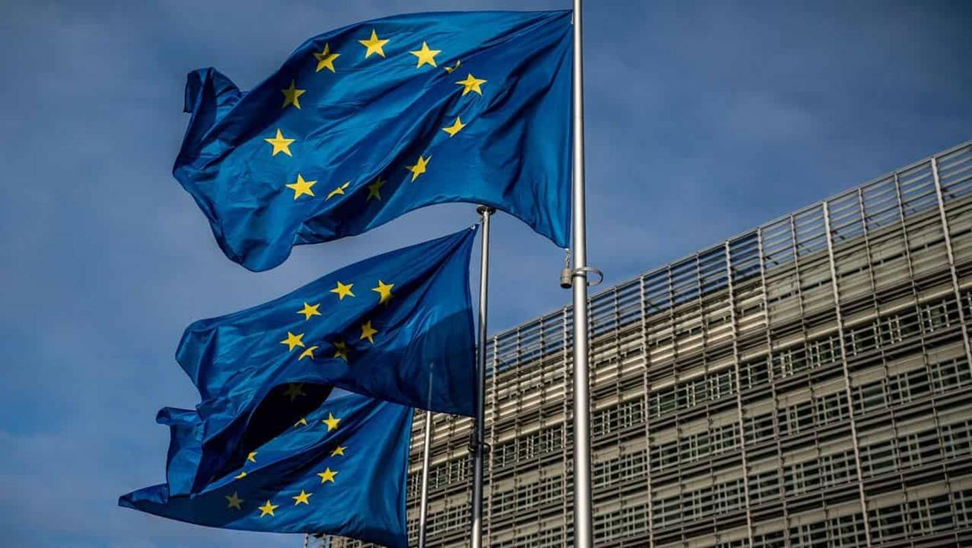  Comisión Europea recomienda estatus de candidato a UE para Ucrania y Moldavia
