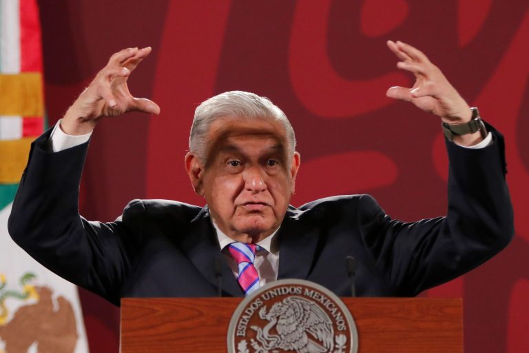 Tribunal electoral declara inválida consulta revocatoria de López Obrador