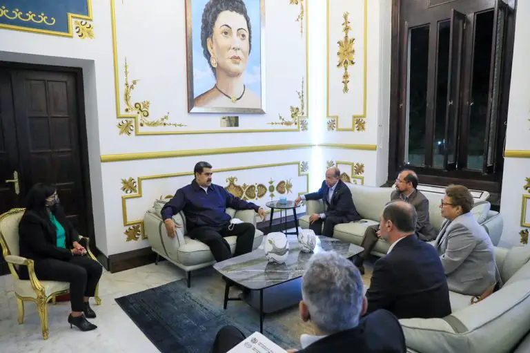 Representantes de la OIT se reúnen con el presidente Maduro 