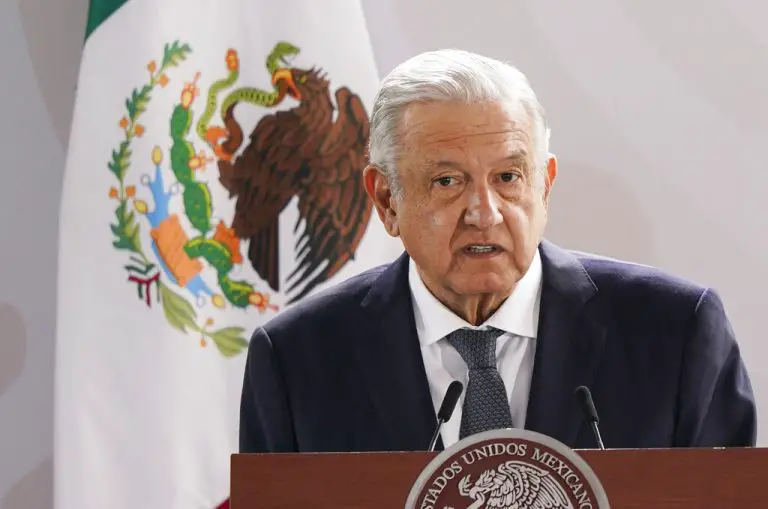 Gobierno de México propone cambiar todo el sistema electoral