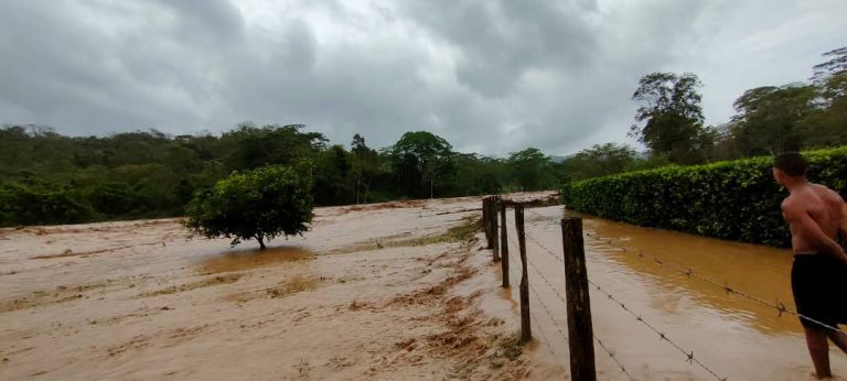 Protección Civil Falcón activo en monitoreo por lluvias