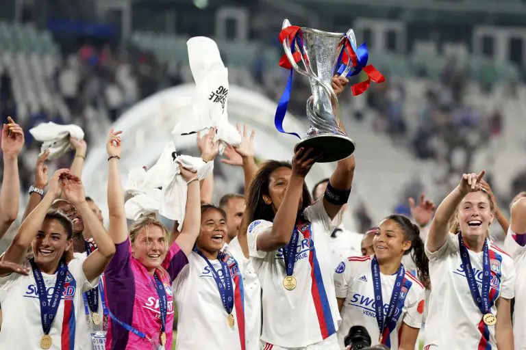 Lyon gana la Champion femenina al vencer a Barcelona