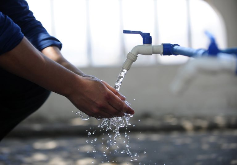 Bombeo de agua para estos sectores de Paraguaná