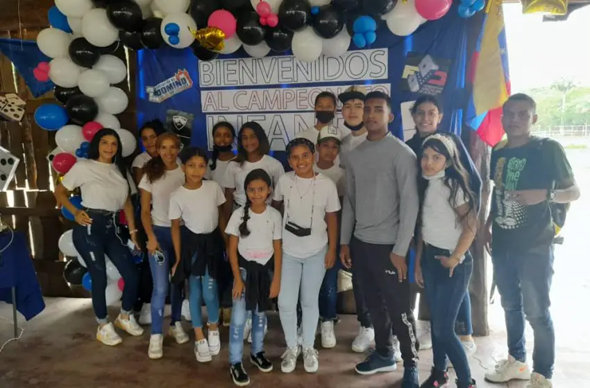 Falcón conquista oro y tres de plata en nacional de Dominó