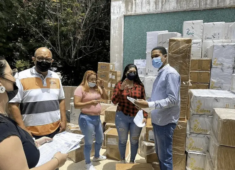 Falcón recibe medicamentos para 17 farmacias comunitarias