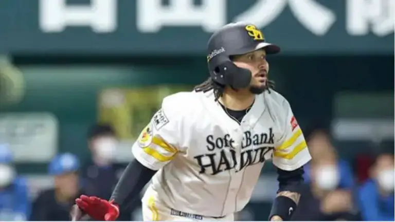 Freddy Galvis silenció su bate en Japón y fue bajado a las menores