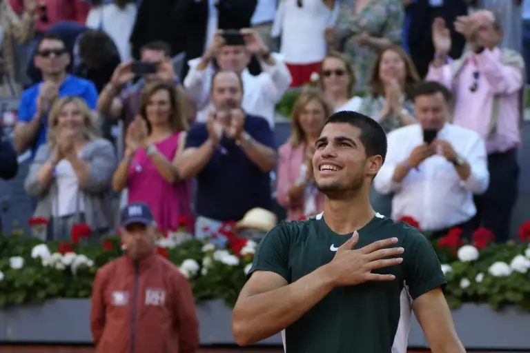 Naomi Osaka ni Carlos Alcaraz van al Abierto de Italia