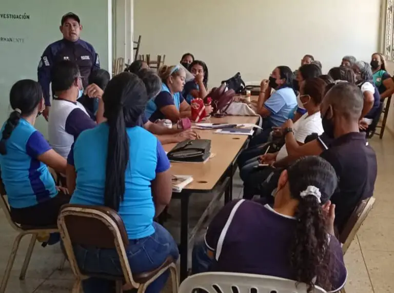 ¿Seguridad? Estas son las orientaciones en el liceo Juan Crisóstomo Falcón