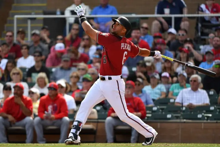 David Peralta la desaparece por partida doble ante los Cachorros