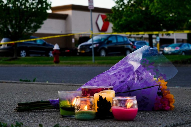 Investigan como “crimen de odio” tiroteo en Buffalo, EE. UU.