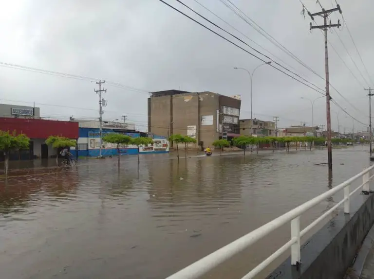 Lluvias | Emergencia en Zulia ante desborde de río e inundaciones