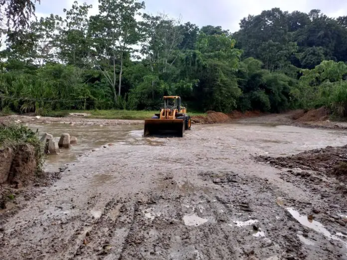  Lluvias dejan 39 vías afectadas en Mérida 