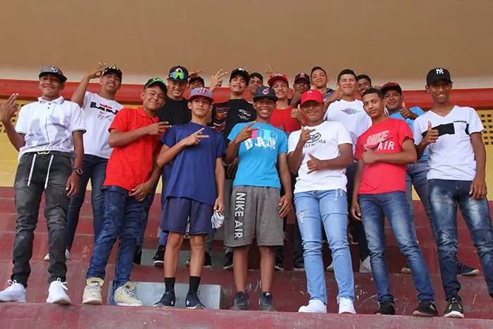 Falcón inicia con triunfo ante Sucre en nacional de béisbol sub-15