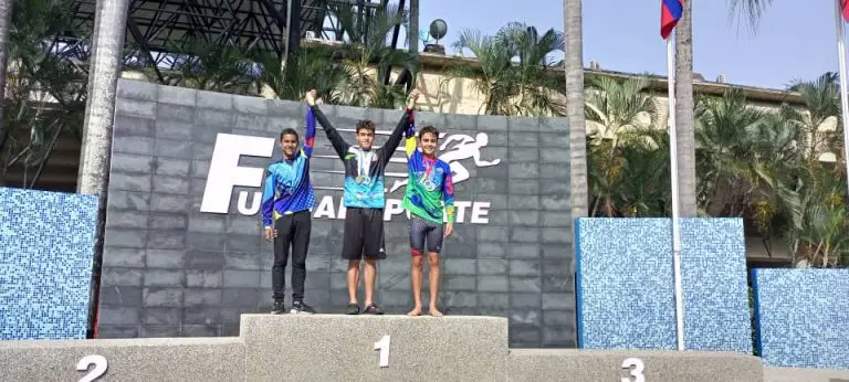 Adrián Jiménez gana 2 medallas en Nacional de Natación