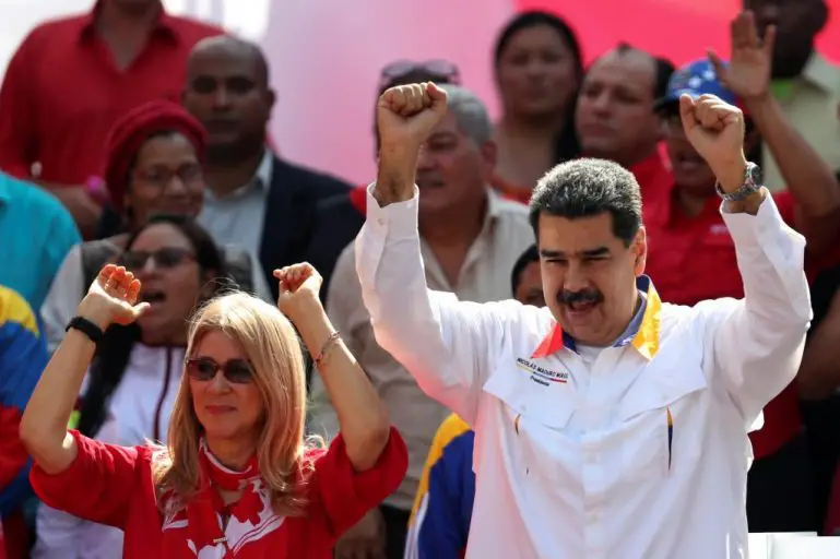 Presidente Maduro y Cilia se casarán por la Iglesia católica y evangélica