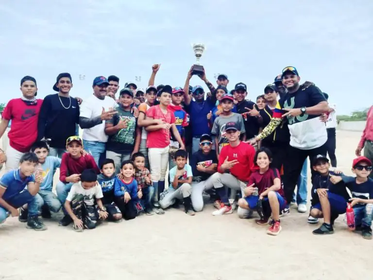 Tres peloteros de Urumaco van al Mundial de Béisbol Amateur