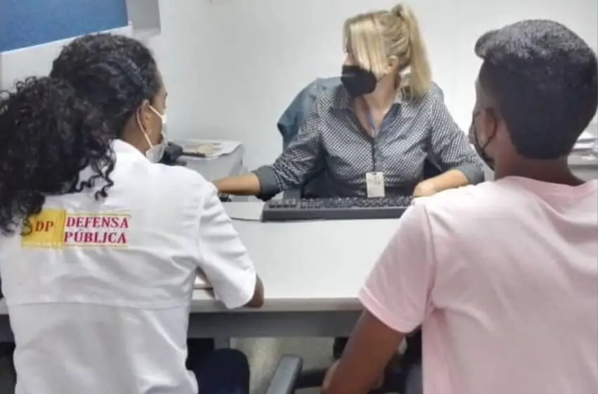  Adolescente es imputado por acoso escolar en La Guaira