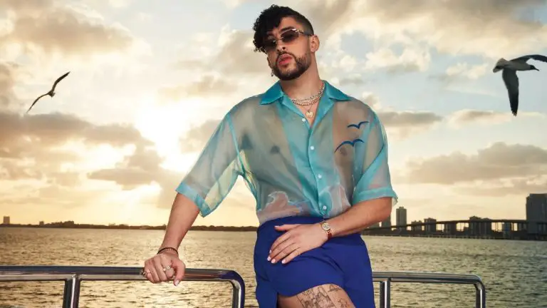 Bad Bunny sigue imparable, ahora posa para portada de la revista GQ