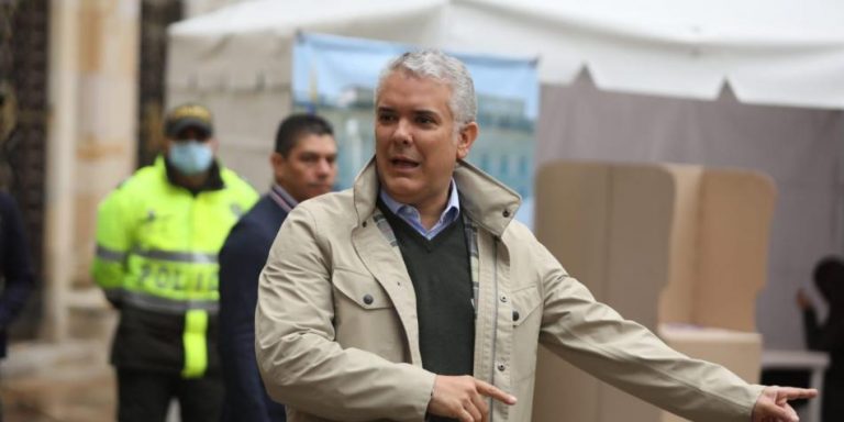 Ivan Duque: “votemos… sin odios, sin prejuicios, sin sesgos”