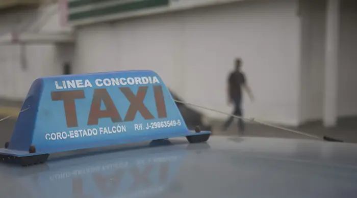 87 taxistas están trabajando “a derecho” en Coro