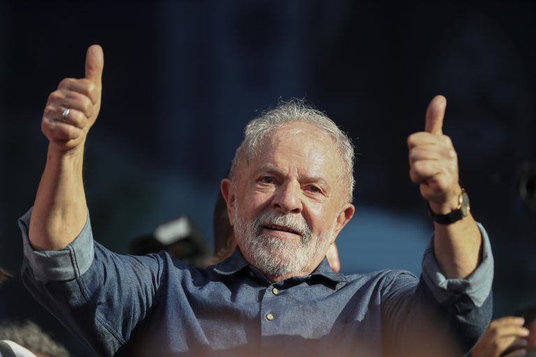 Lula:  propuesta energética  de Petro es inviable