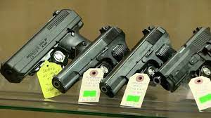  Profesores en Ohio podrán portar armas de fuego en los colegios