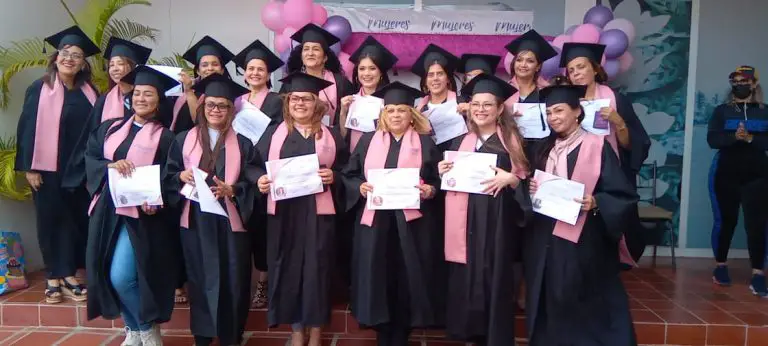 Mujeres Emprendedoras Falcón gradúa su segunda cohorte