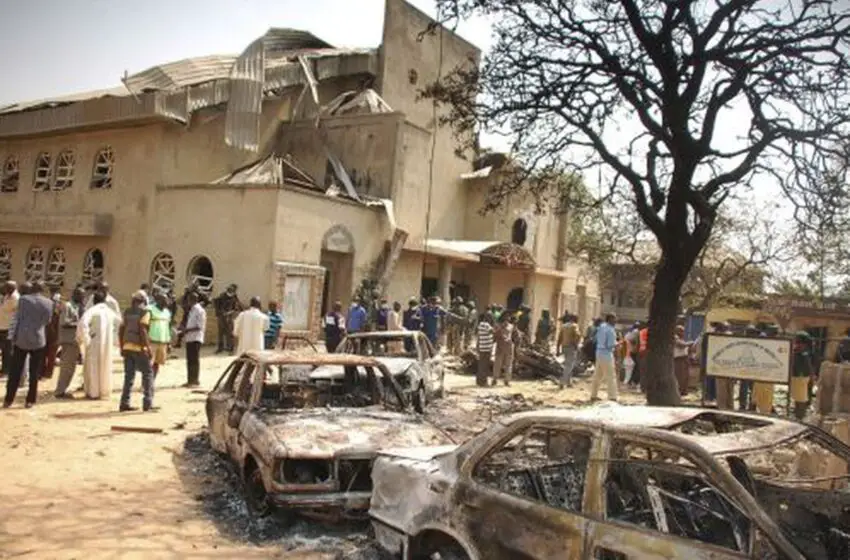  Decenas de muertos en un ataque contra una iglesia en el suroeste de Nigeria