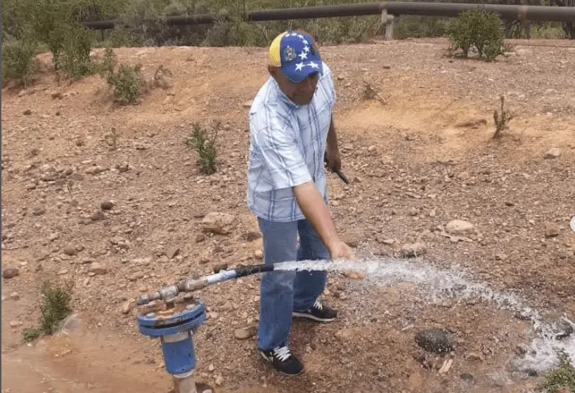 Orientan a comunidades de Mitare sobre tomas indebidas de agua