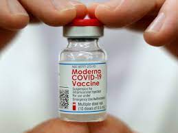  Moderna asegura mayor respuesta inmune de su vacuna ante ómicron