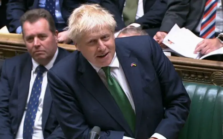 Boris Johnson dice que “nada ni nadie” le impedirá seguir con su trabajo