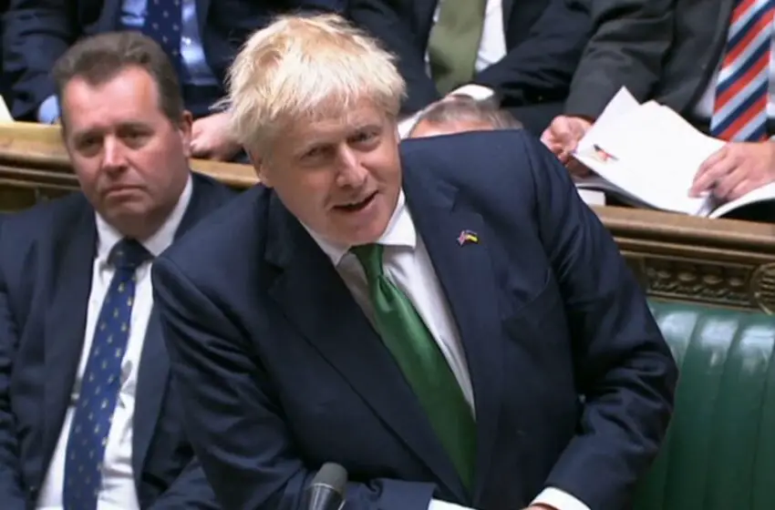  Boris Johnson dice que «nada ni nadie» le impedirá seguir con su trabajo