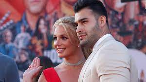  Britney Spears se casa con Sam Asghari en una ceremonia íntima
