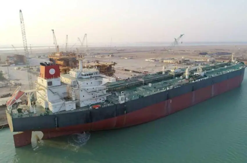 Venezuela recibe segundo buque petrolero de Irán