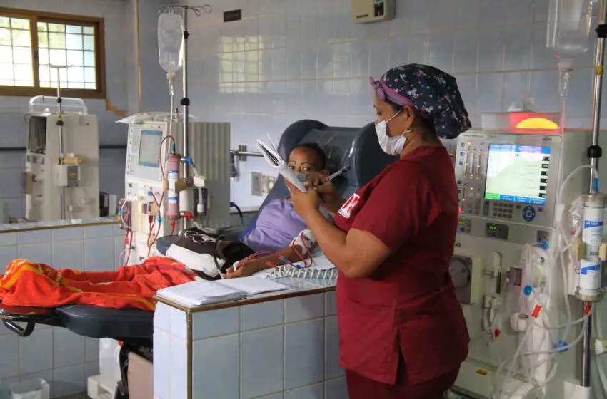  Doce de 16 máquinas de hemodiálisis están operativas en el hospital de Coro