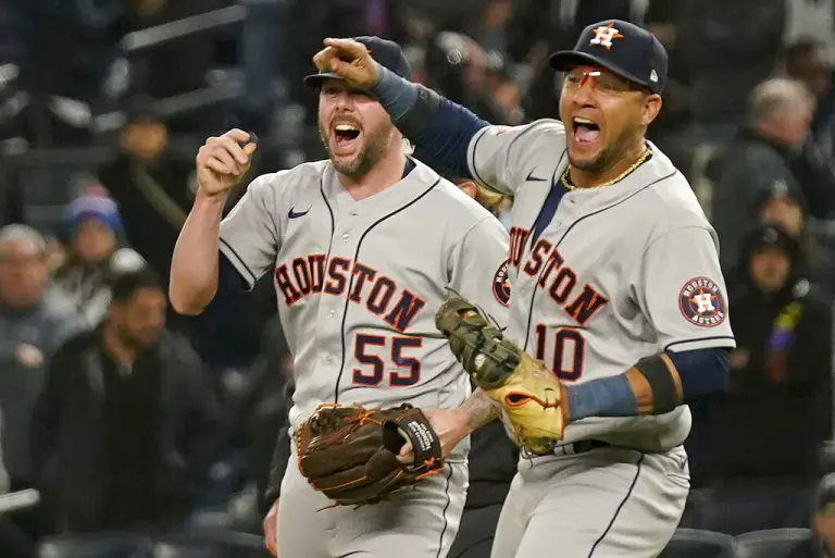 Astros barren a Yanquis y van a otra Serie Mundial