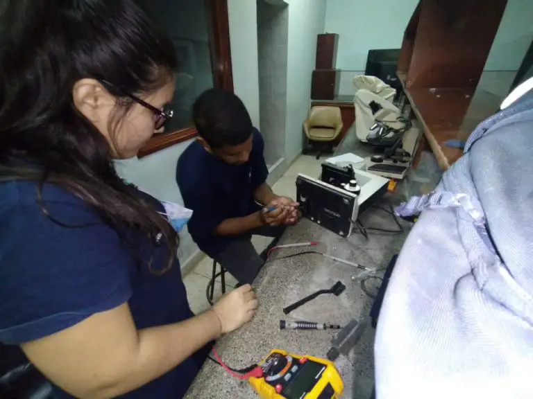 La Brigada de Tecnología Aplicada a la Salud recupera equipos médicos